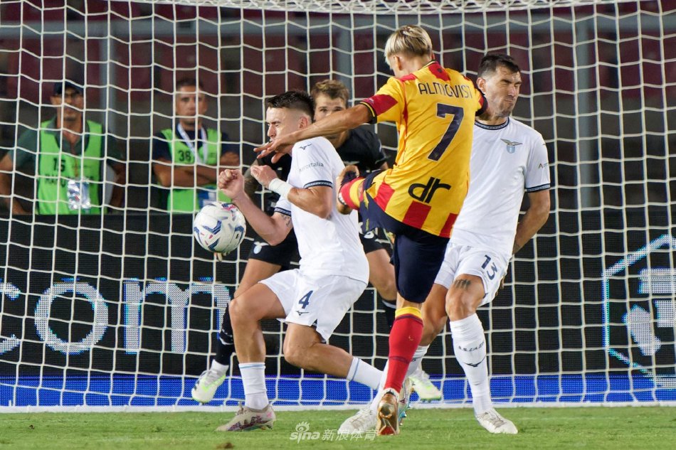 界顶级中卫 界顶级中卫